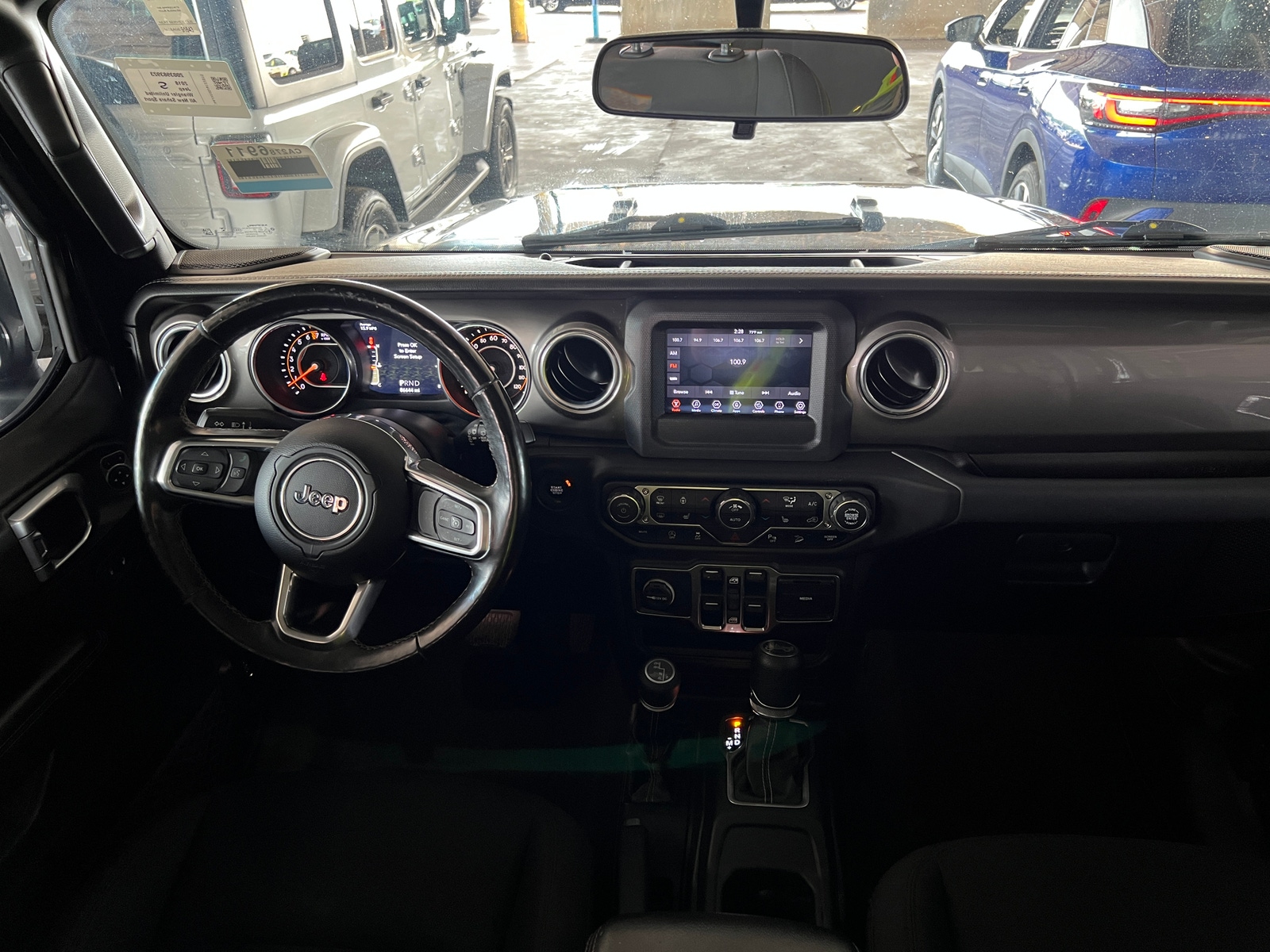 Thumbnail: 2018 Jeep Wrangler - 3