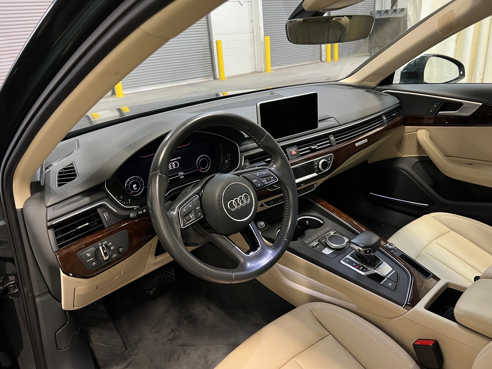 Thumbnail: 2017 Audi A4 - 2