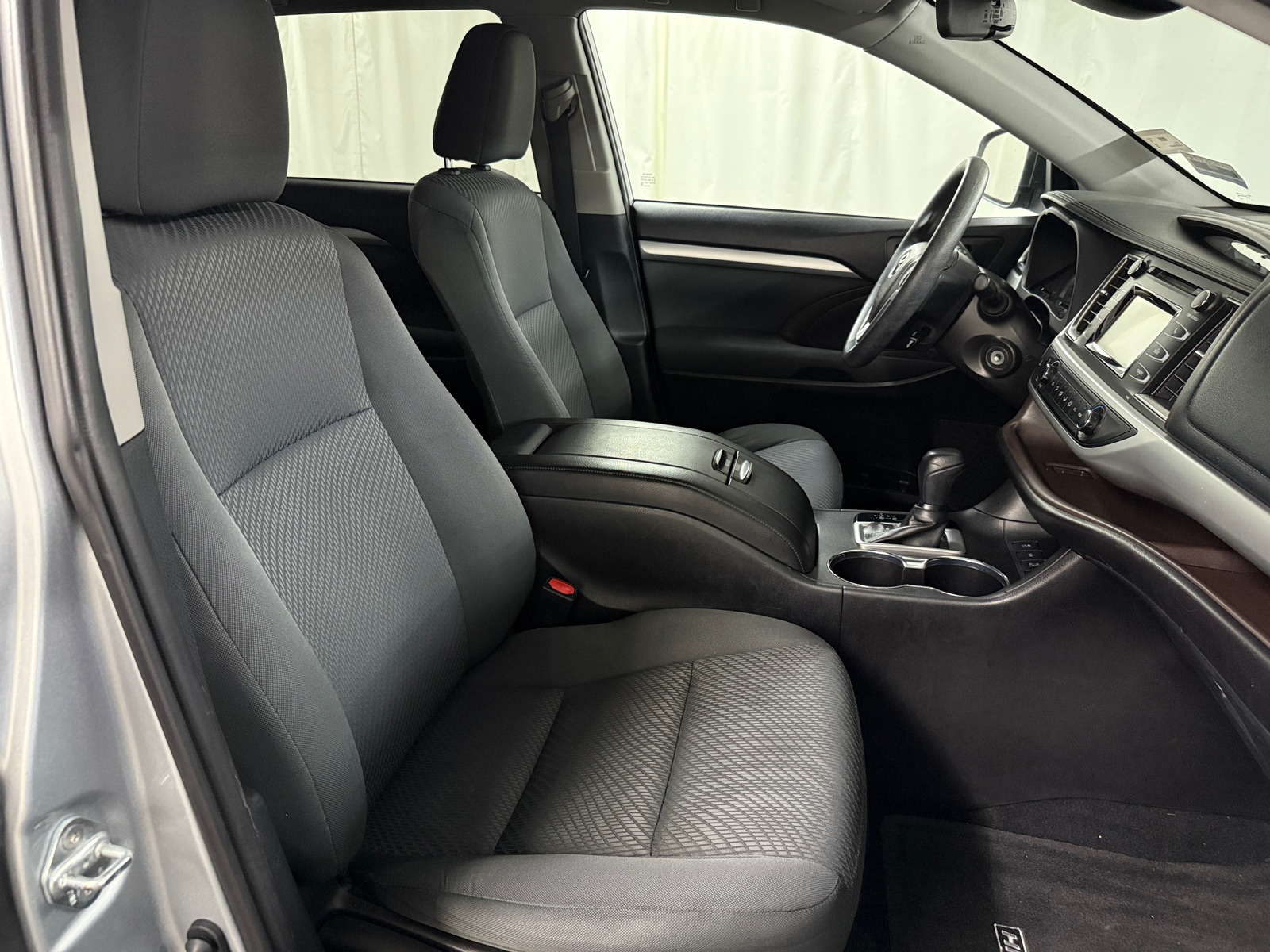 Thumbnail: 2019 Toyota Highlander - 2