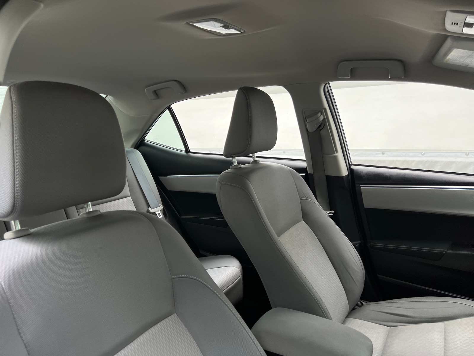 Thumbnail: 2015 Toyota Corolla - 2