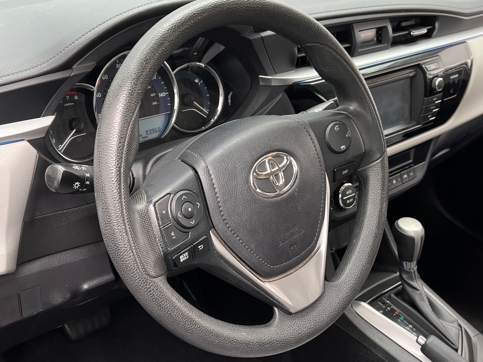 Thumbnail: 2015 Toyota Corolla - 5