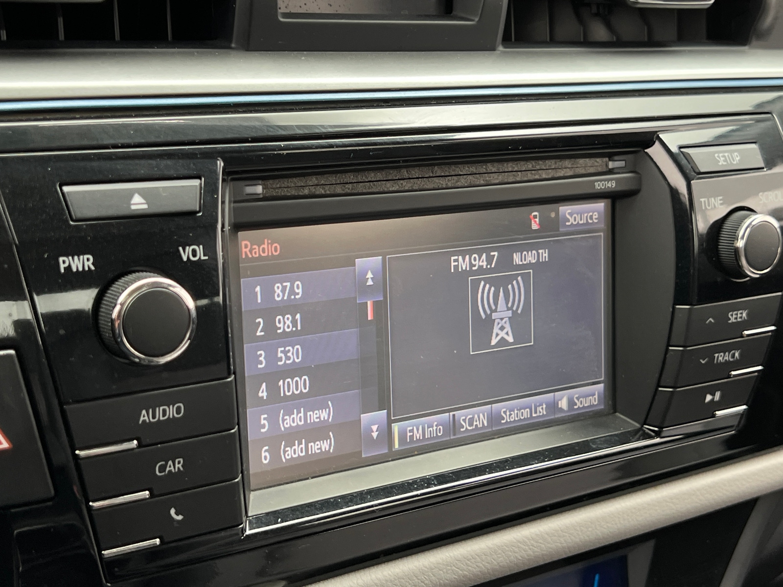 Thumbnail: 2015 Toyota Corolla - 4