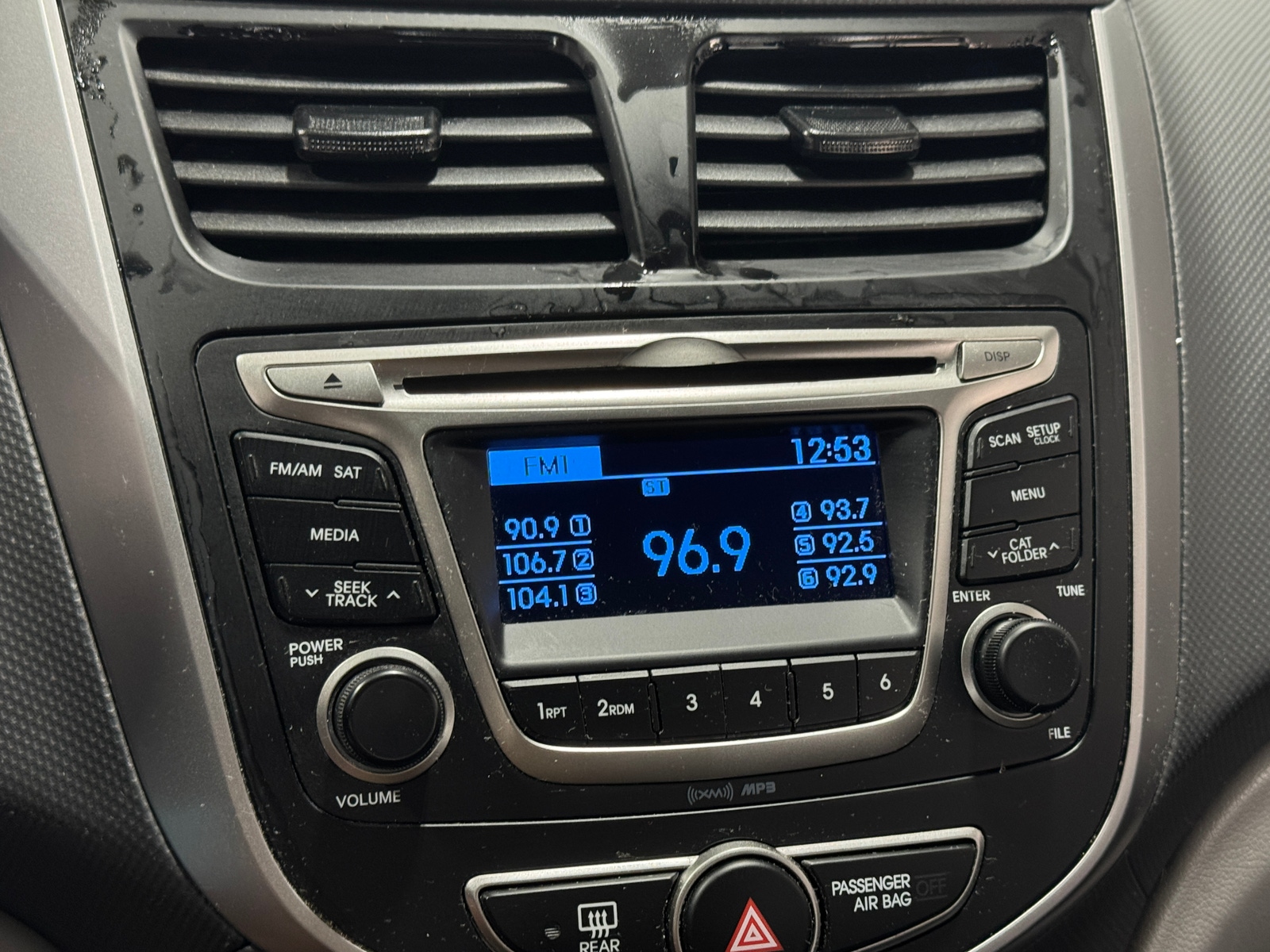 Thumbnail: 2016 Hyundai Accent - 4
