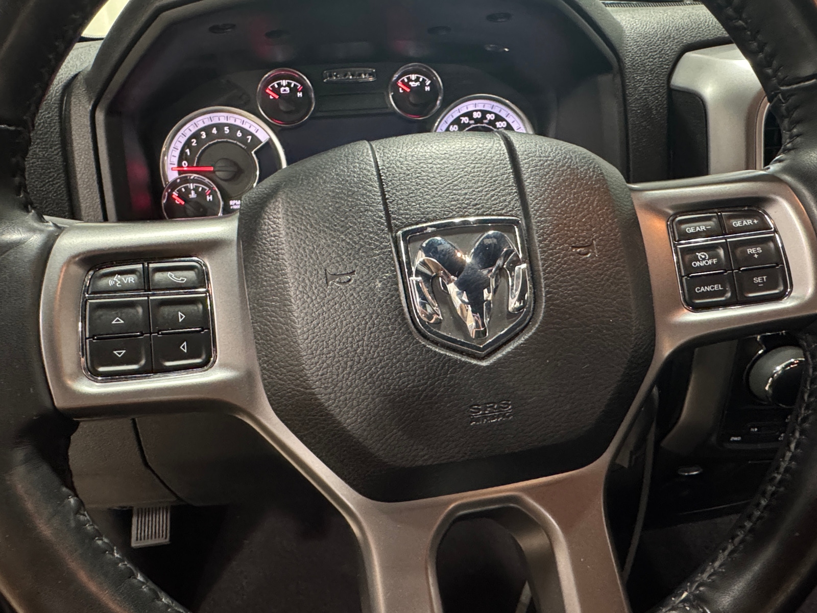 Thumbnail: 2021 RAM 1500 Classic - 5