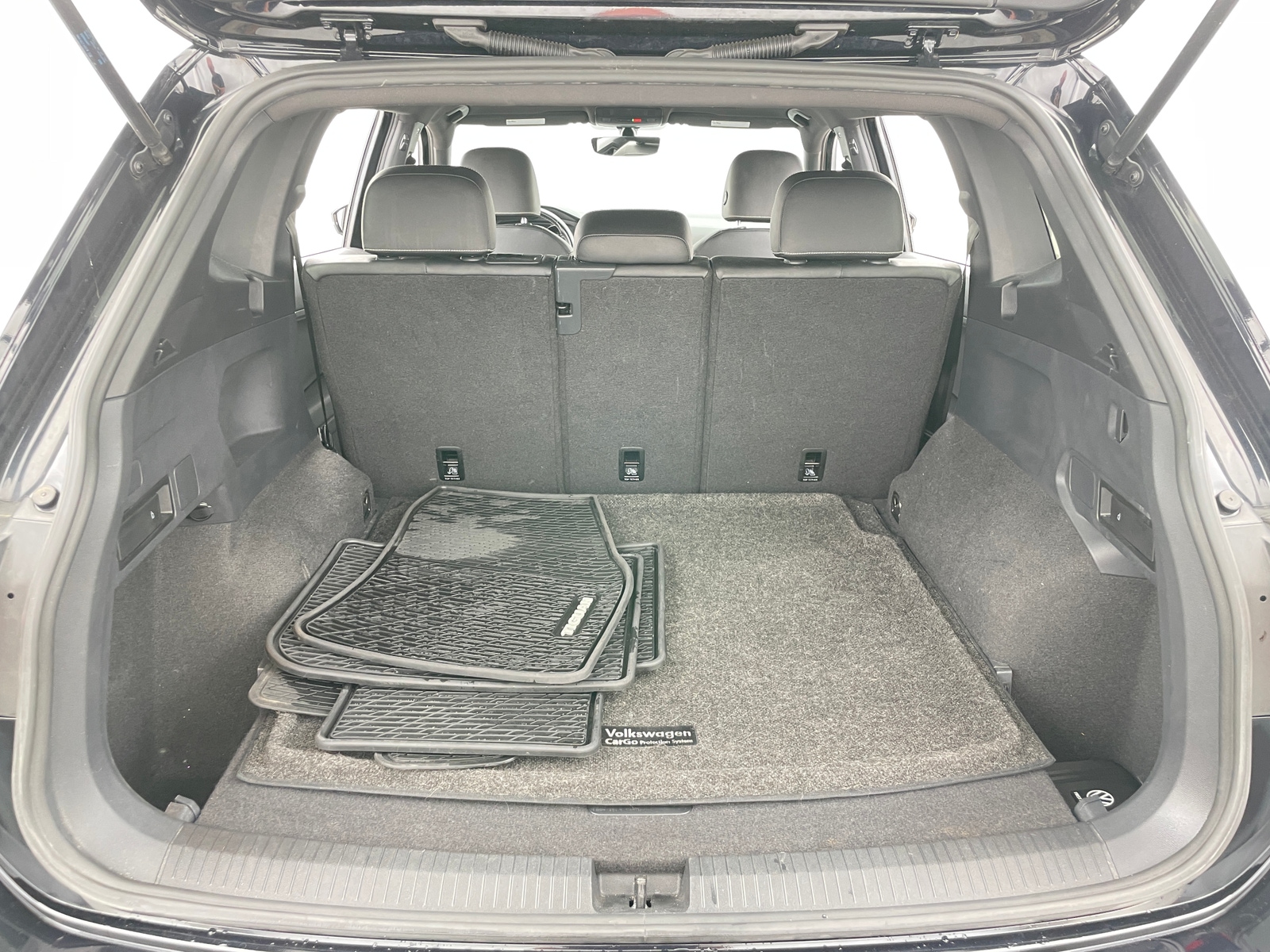 Thumbnail: 2021 Volkswagen Tiguan - 6