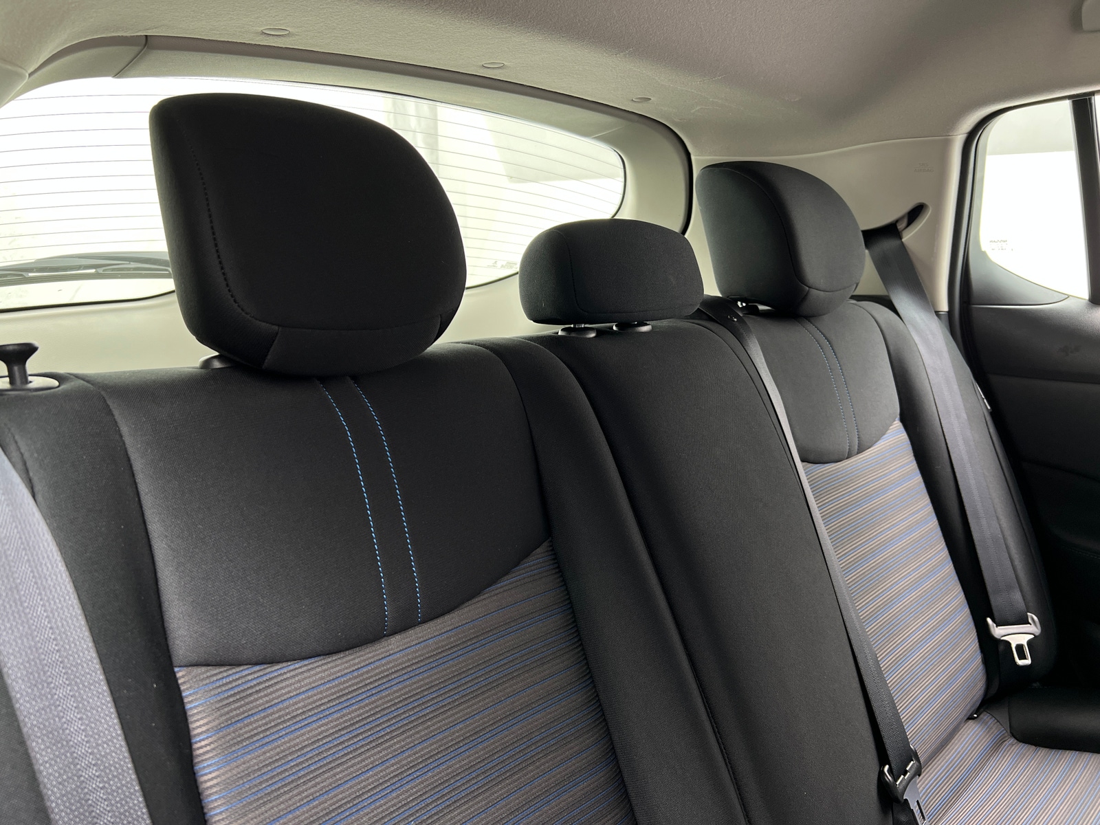 Thumbnail: 2023 Nissan Leaf - 6
