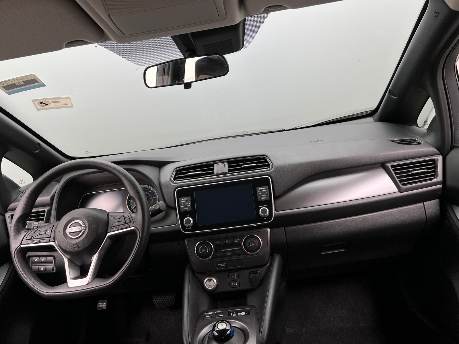 Thumbnail: 2023 Nissan Leaf - 3