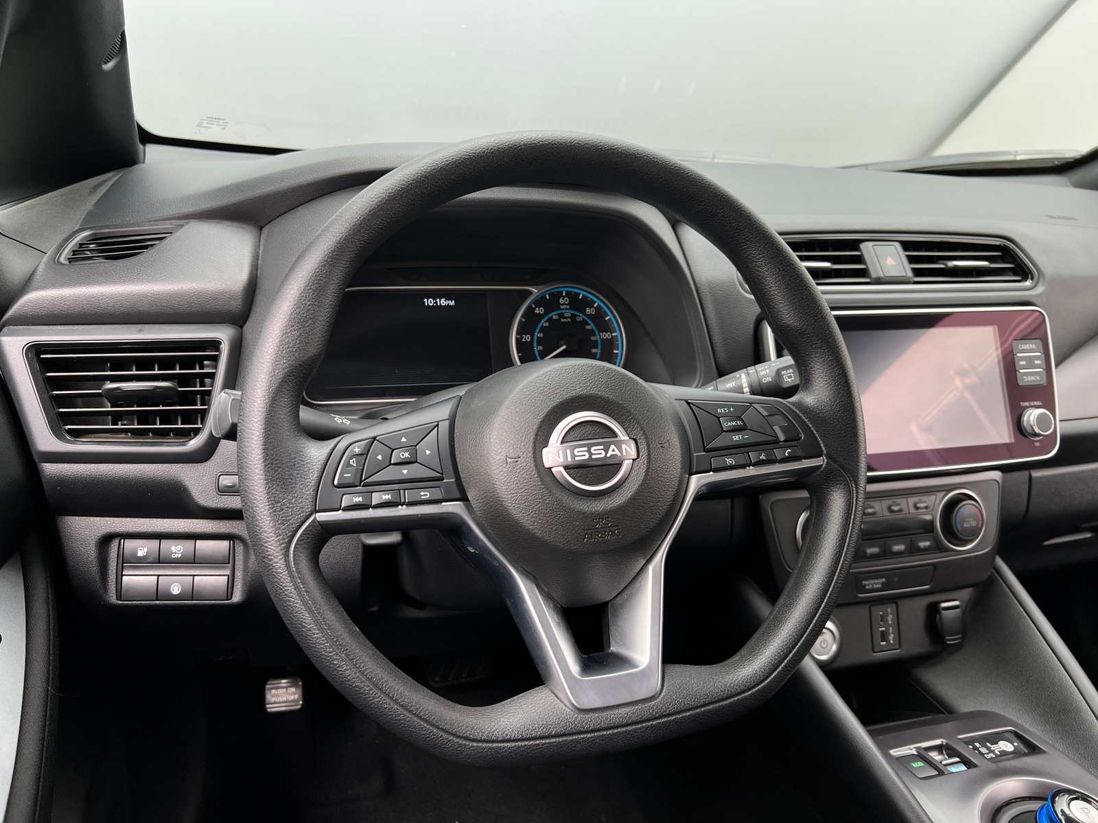 Thumbnail: 2023 Nissan Leaf - 5