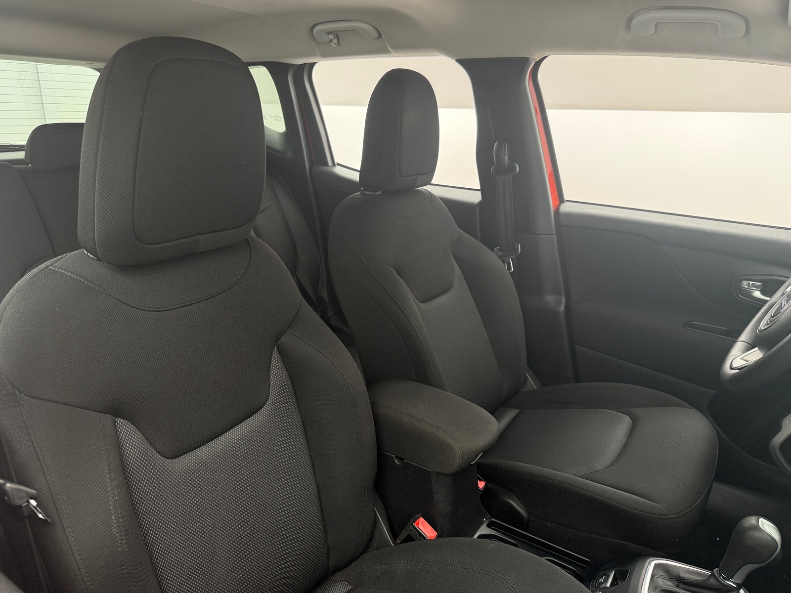 Thumbnail: 2019 Jeep Renegade - 2