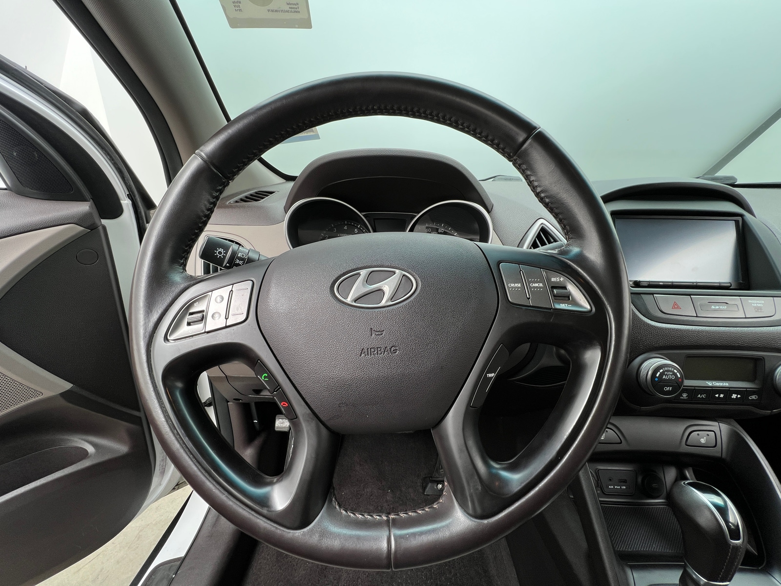 Thumbnail: 2014 Hyundai Tucson - 4