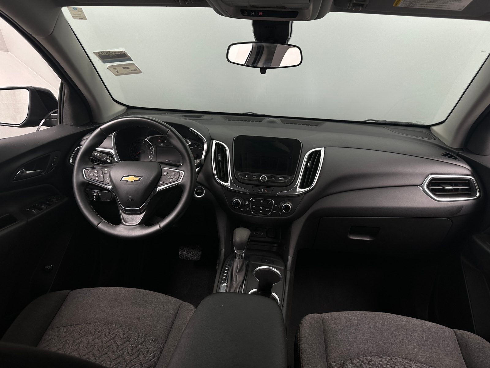 Thumbnail: 2024 Chevrolet Equinox - 3