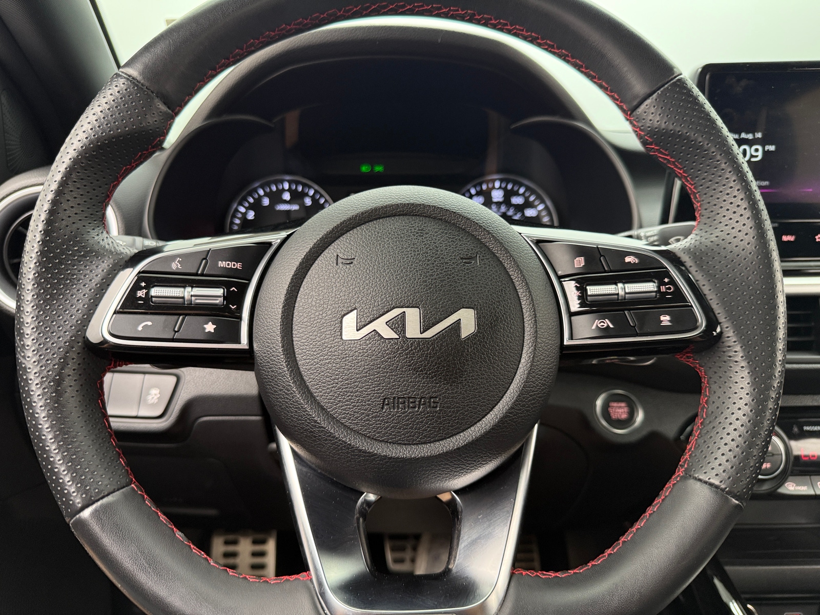 Thumbnail: 2024 Kia Forte - 5