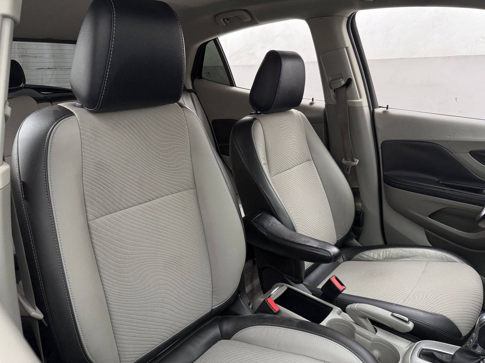 Thumbnail: 2014 Buick Encore - 2