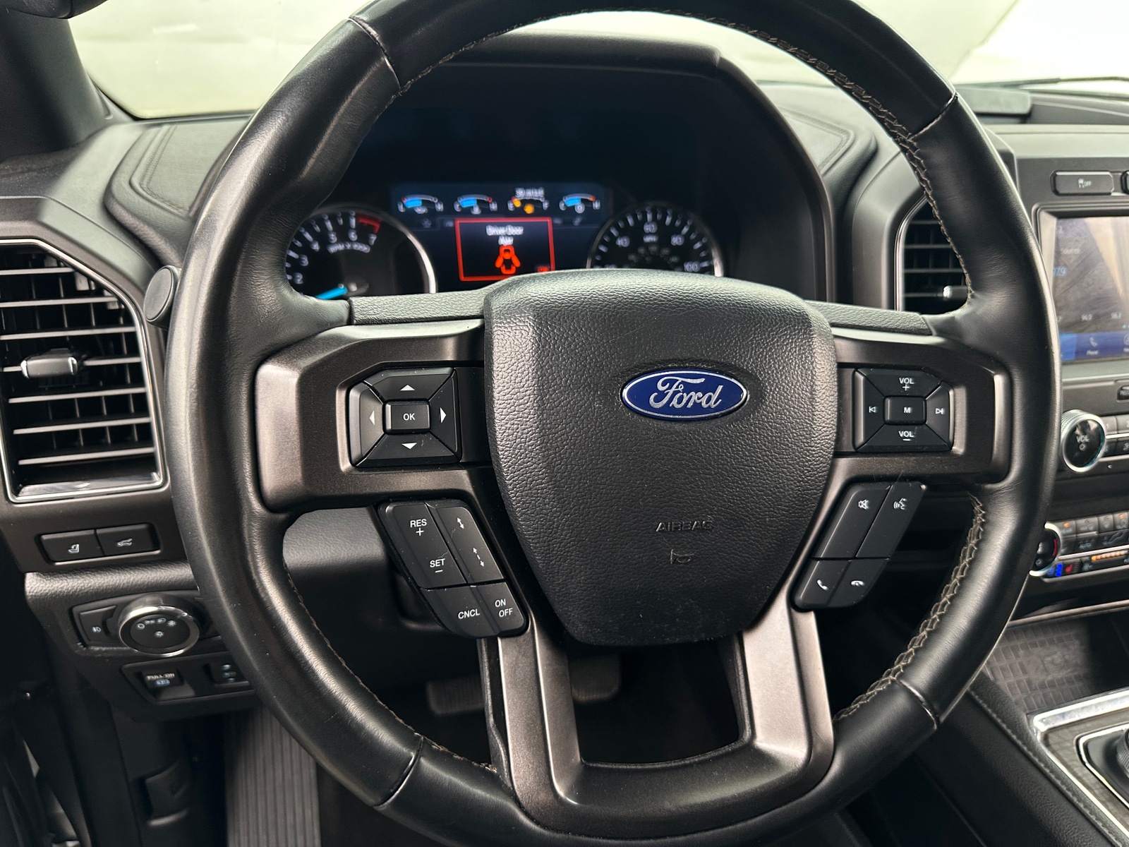 Thumbnail: 2021 Ford Expedition - 4