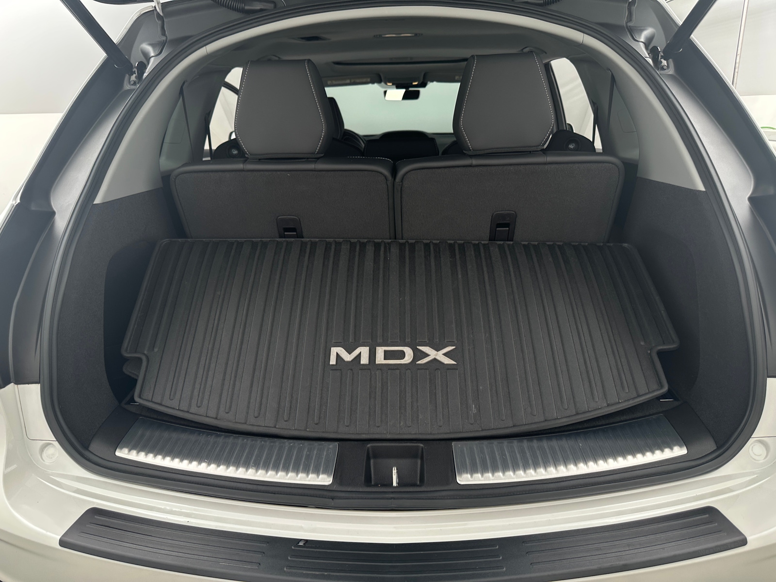 Thumbnail: 2020 Acura MDX - 6