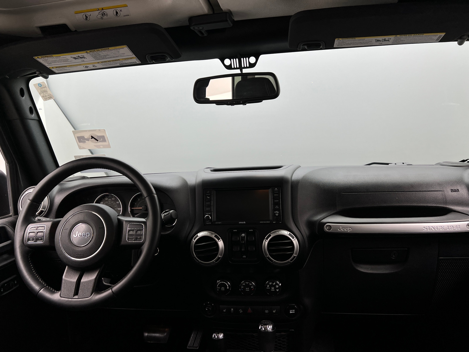 Thumbnail: 2016 Jeep Wrangler - 3