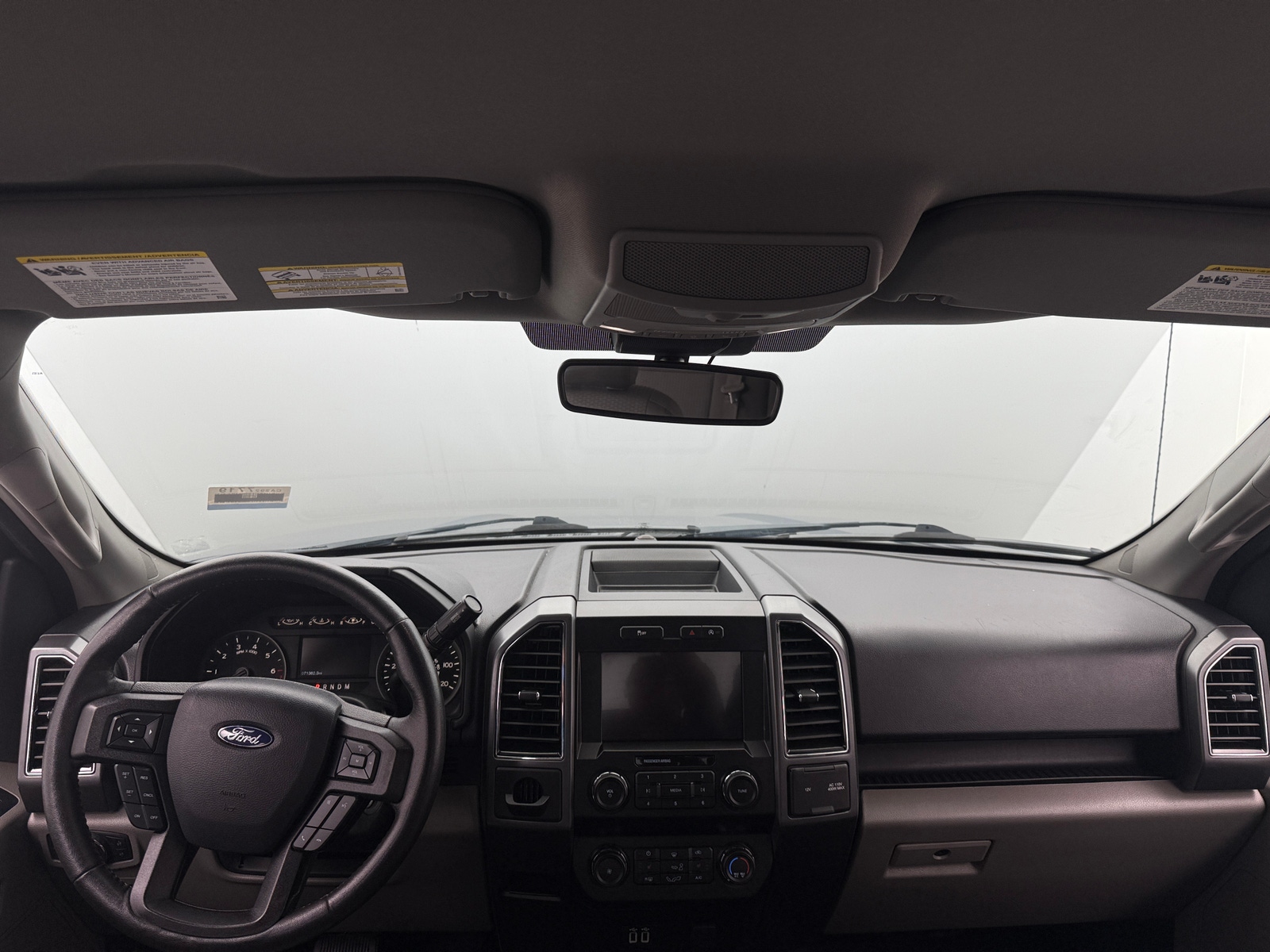 Thumbnail: 2019 Ford Econoline - 3