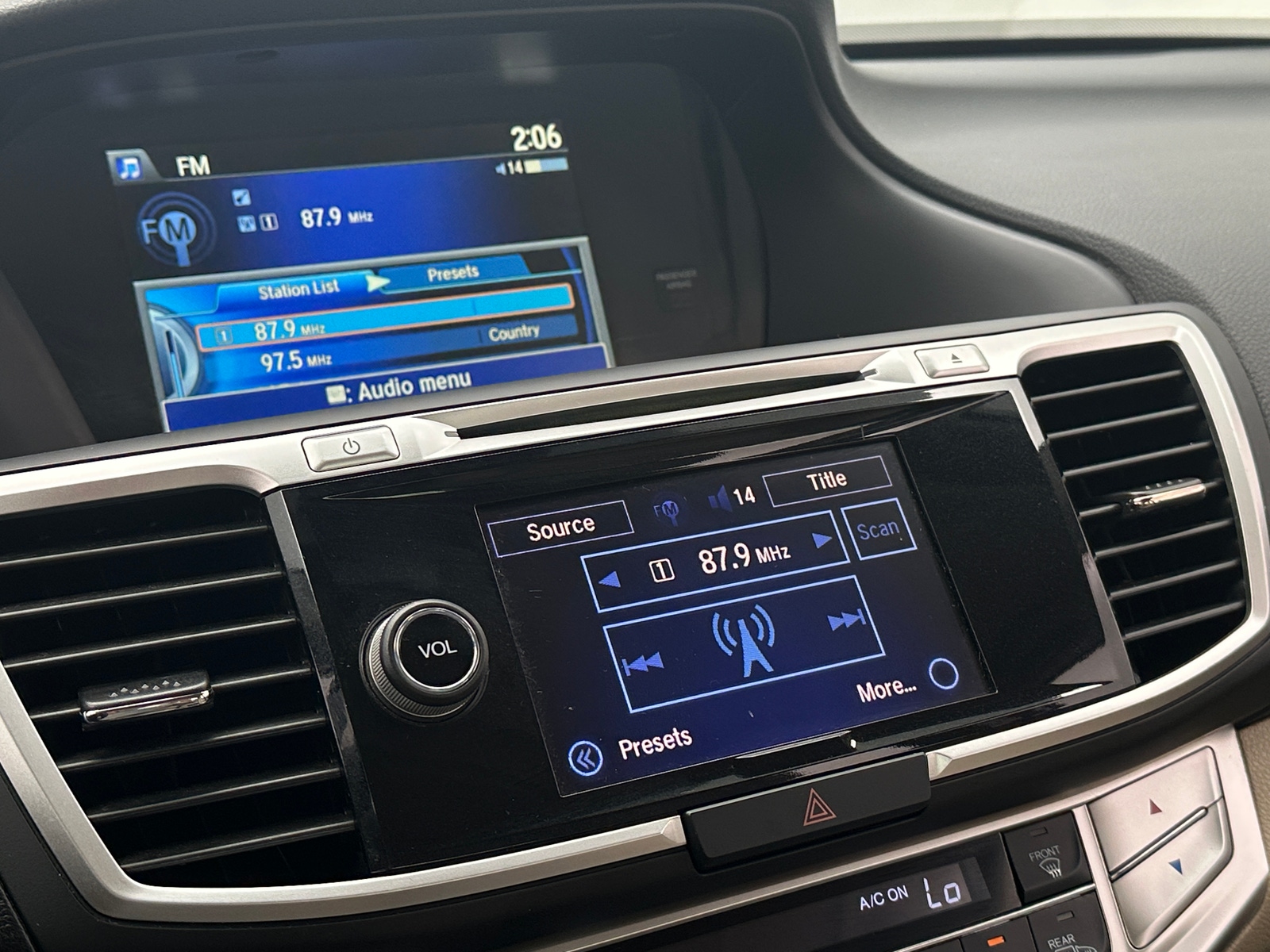 Thumbnail: 2015 Honda Accord - 3