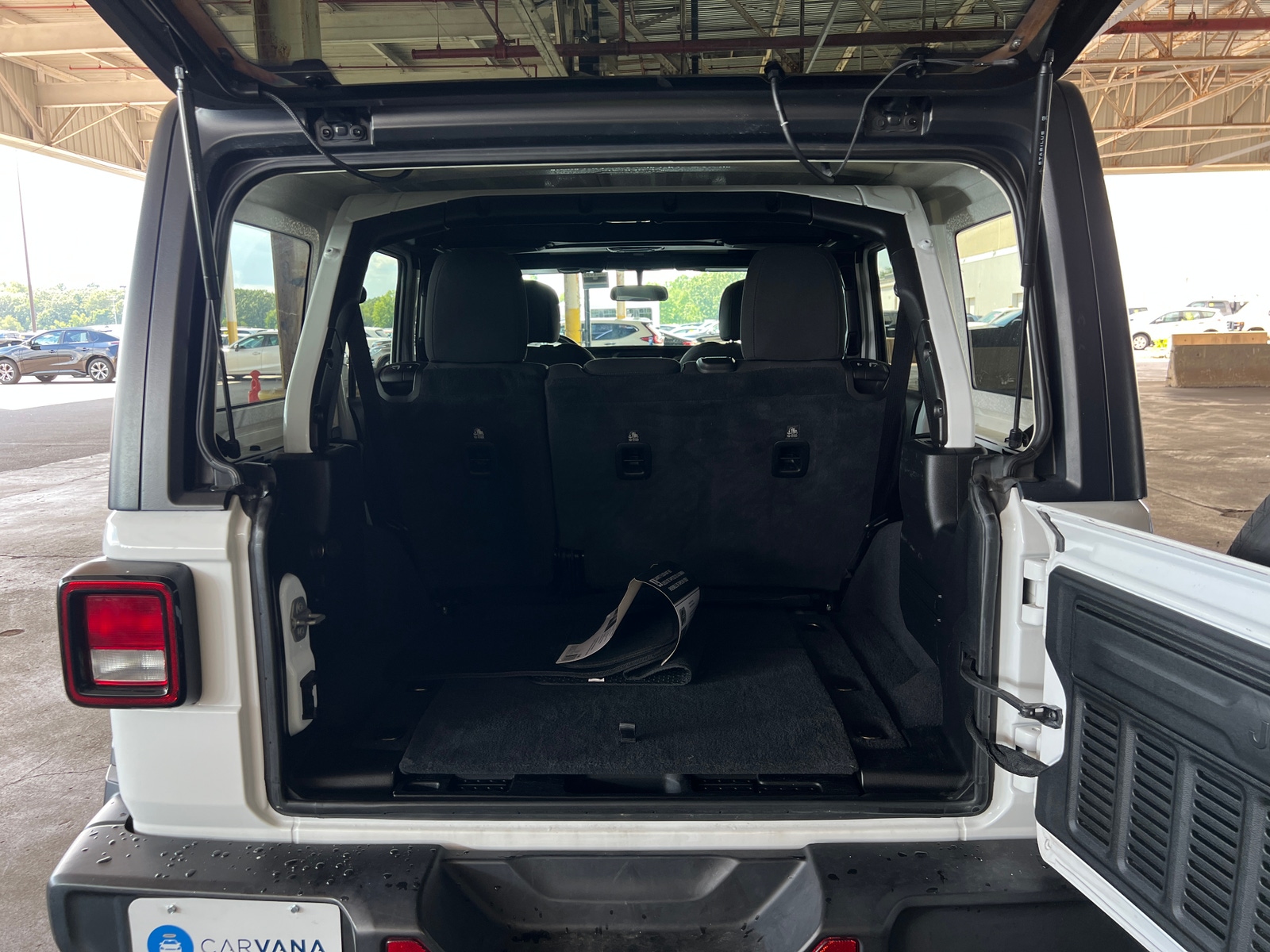 Thumbnail: 2021 Jeep Wrangler - 7