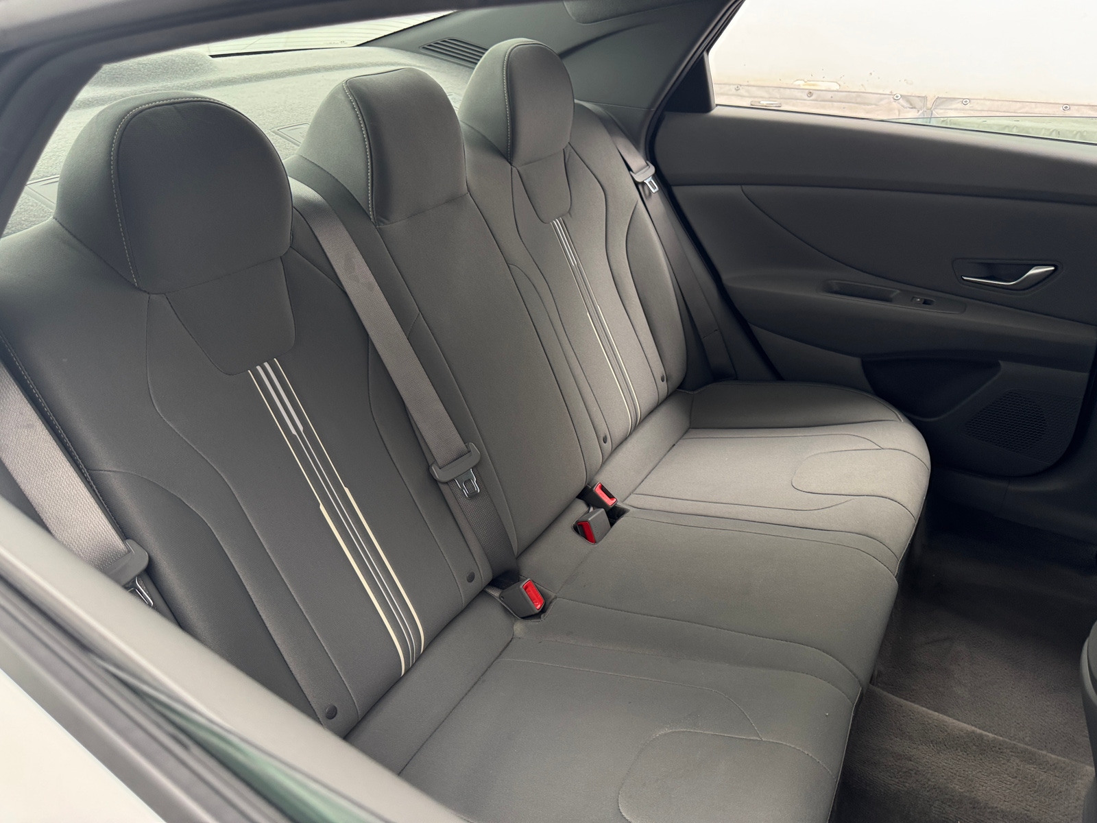 Thumbnail: 2022 Hyundai Elantra - 6