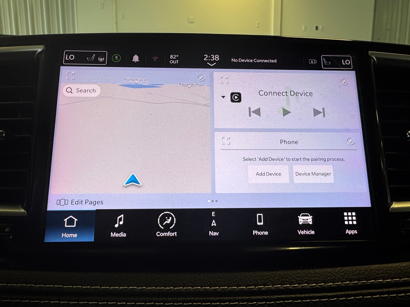 Thumbnail: 2022 Chrysler Pacifica - 3