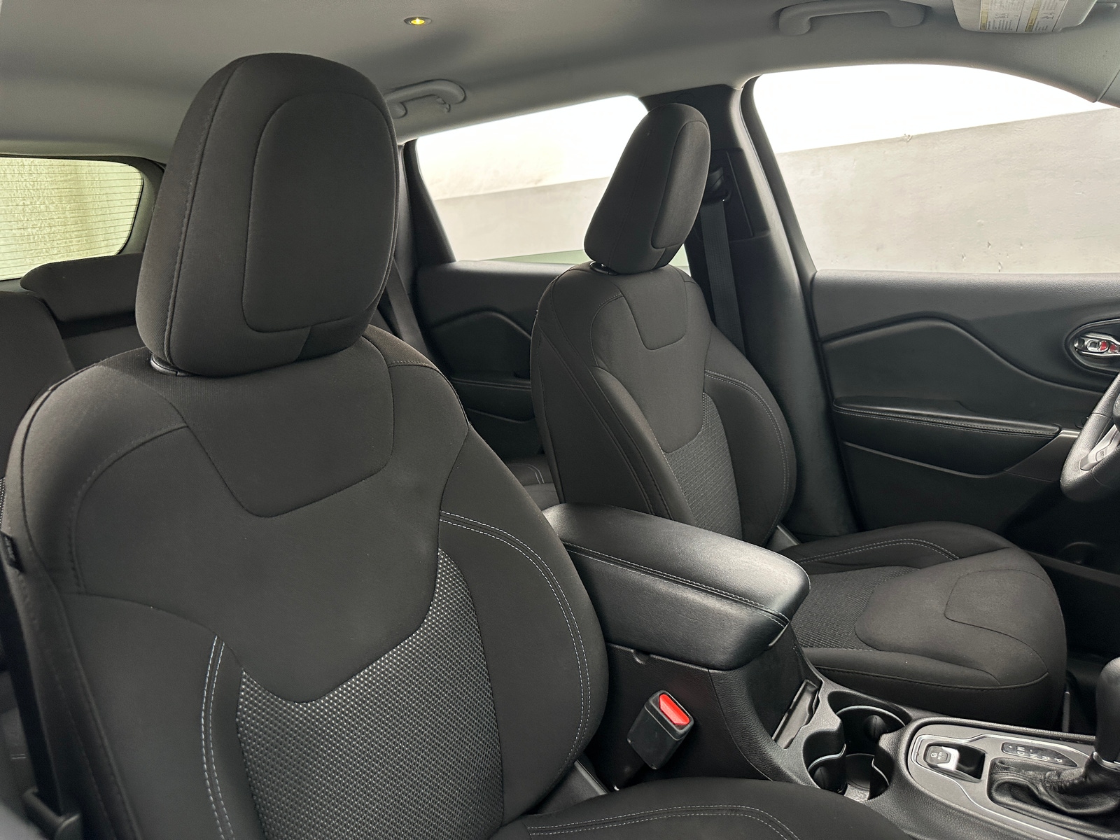 Thumbnail: 2019 Jeep Cherokee - 2