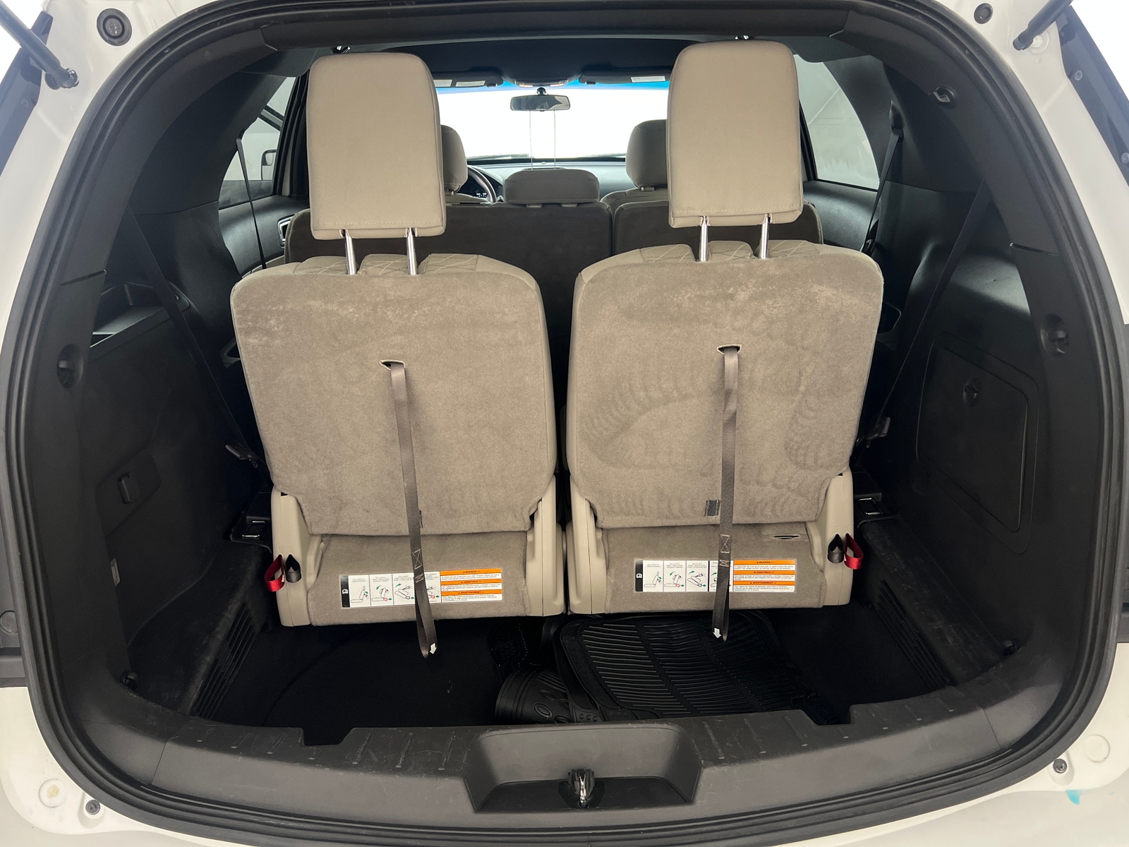 Thumbnail: 2014 Ford Explorer - 7