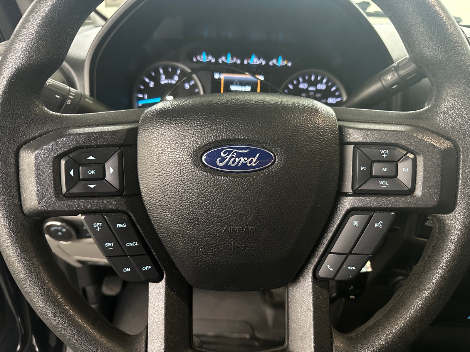 Thumbnail: 2021 Ford Econoline - 5