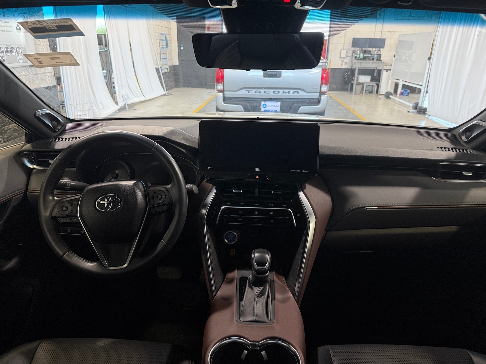 Thumbnail: 2021 Toyota Venza - 2