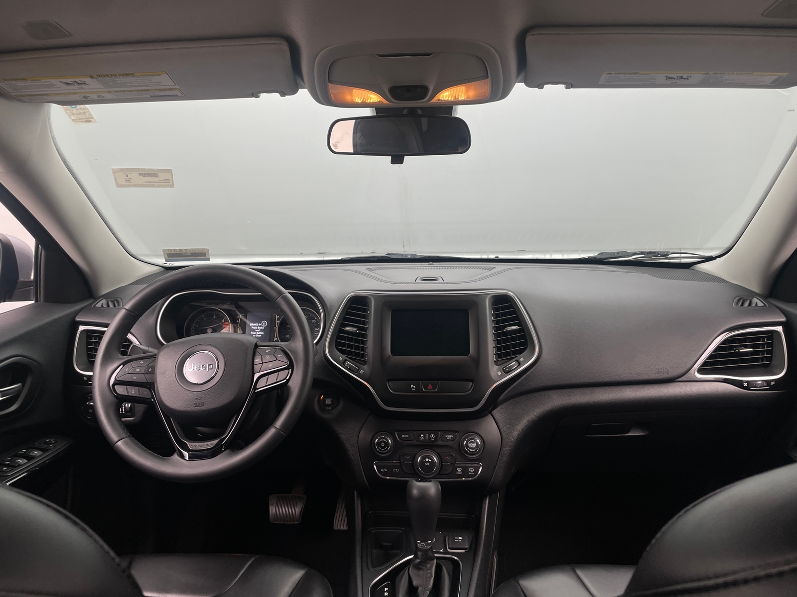 Thumbnail: 2019 Jeep Cherokee - 3