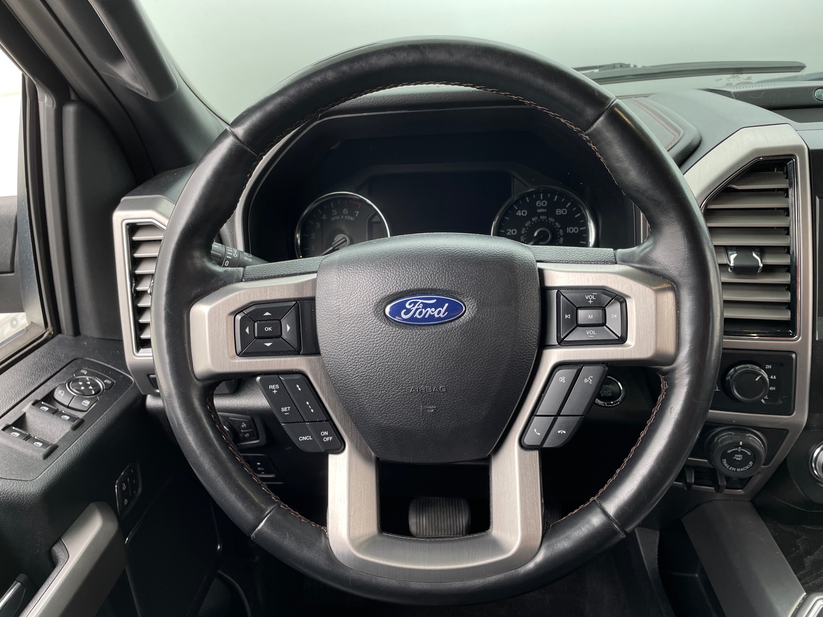 Thumbnail: 2020 Ford Econoline - 4