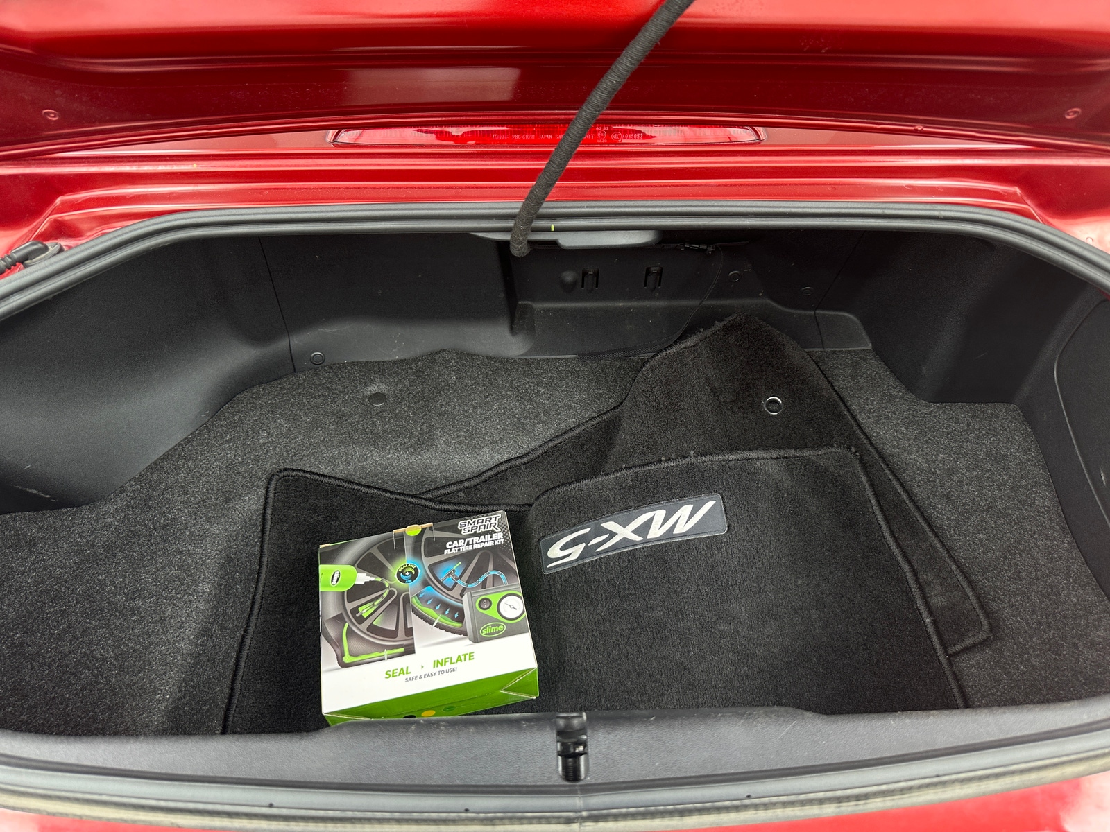 Thumbnail: 2010 Mazda MX-5 Miata - 5