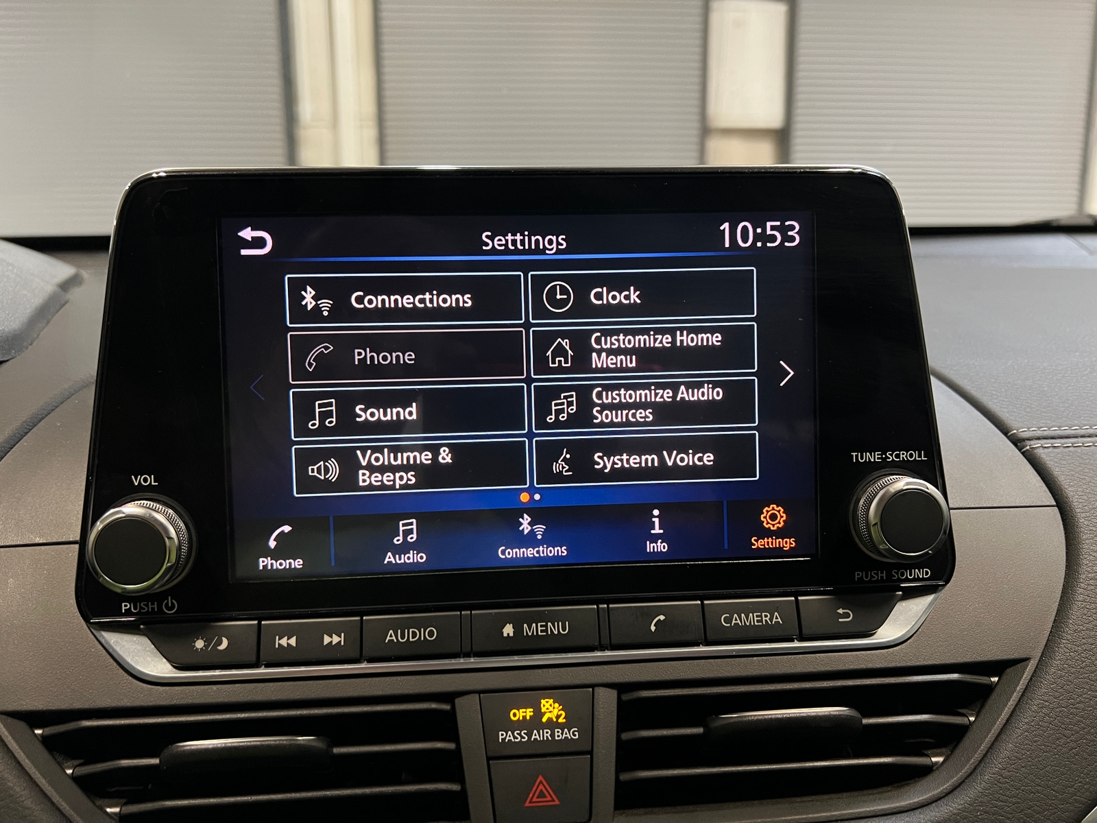 Thumbnail: 2019 Nissan Altima - 4