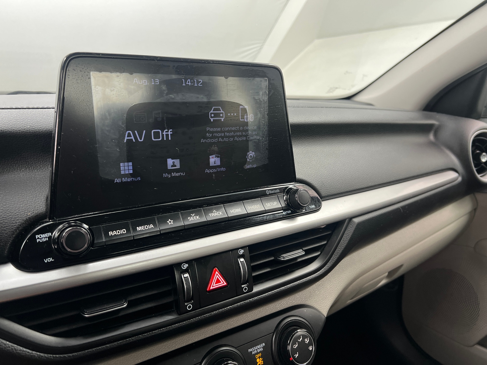 Thumbnail: 2020 Kia Forte - 4