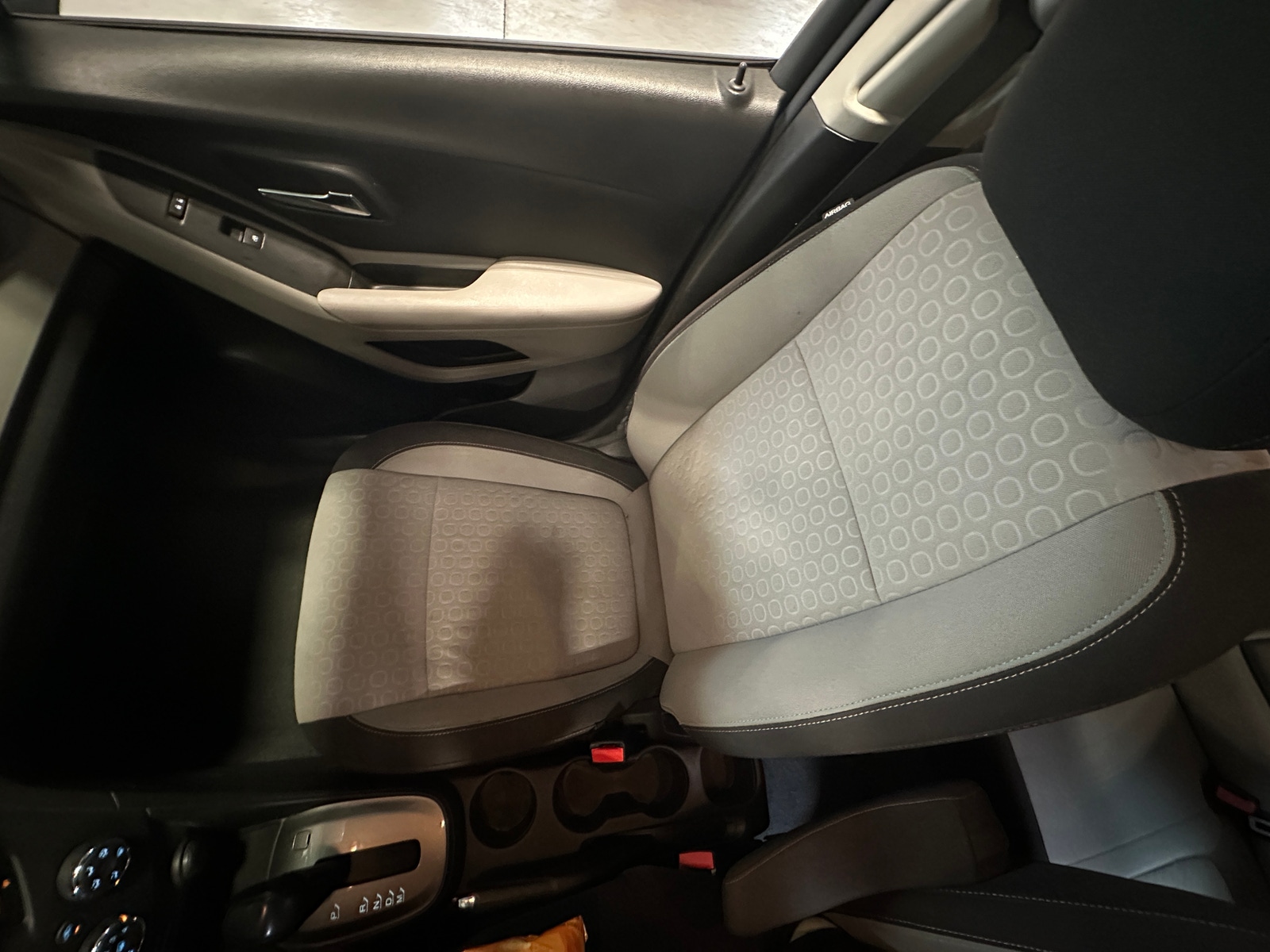 Thumbnail: 2016 Chevrolet Trax - 2