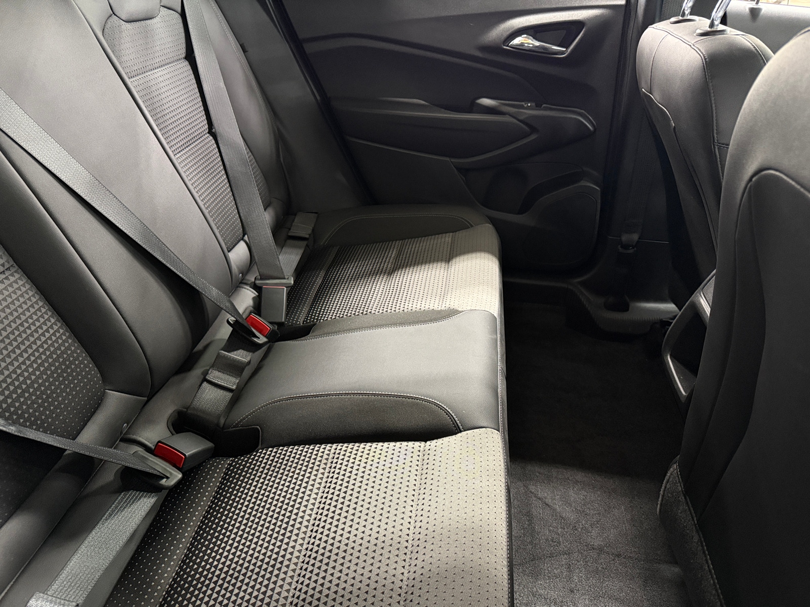 Thumbnail: 2024 Chevrolet Trax - 6
