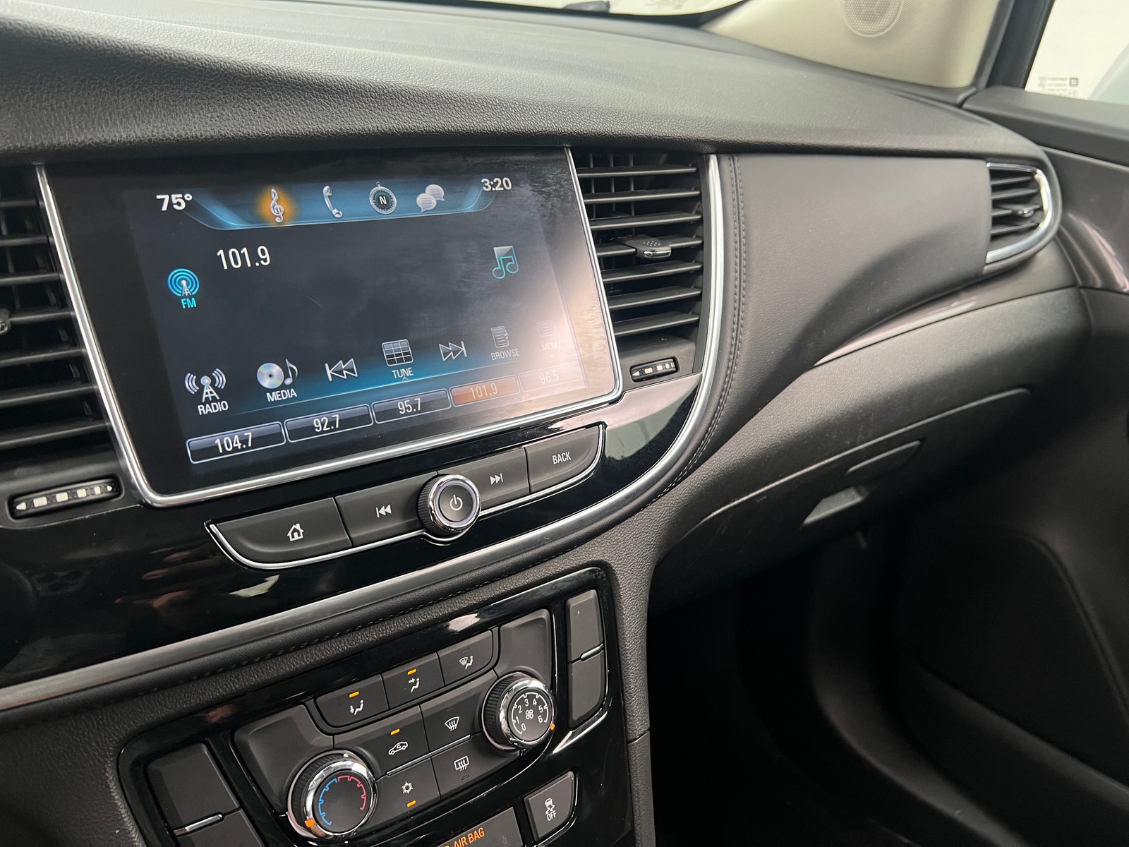 Thumbnail: 2018 Buick Encore - 4