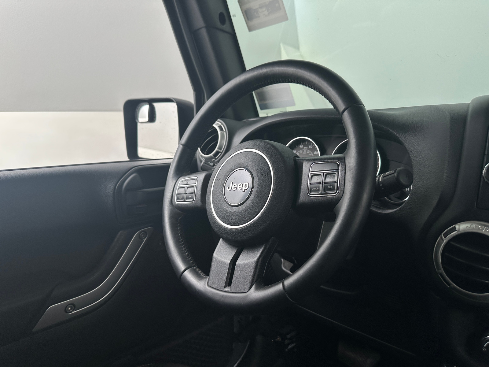 Thumbnail: 2018 Jeep Wrangler - 5