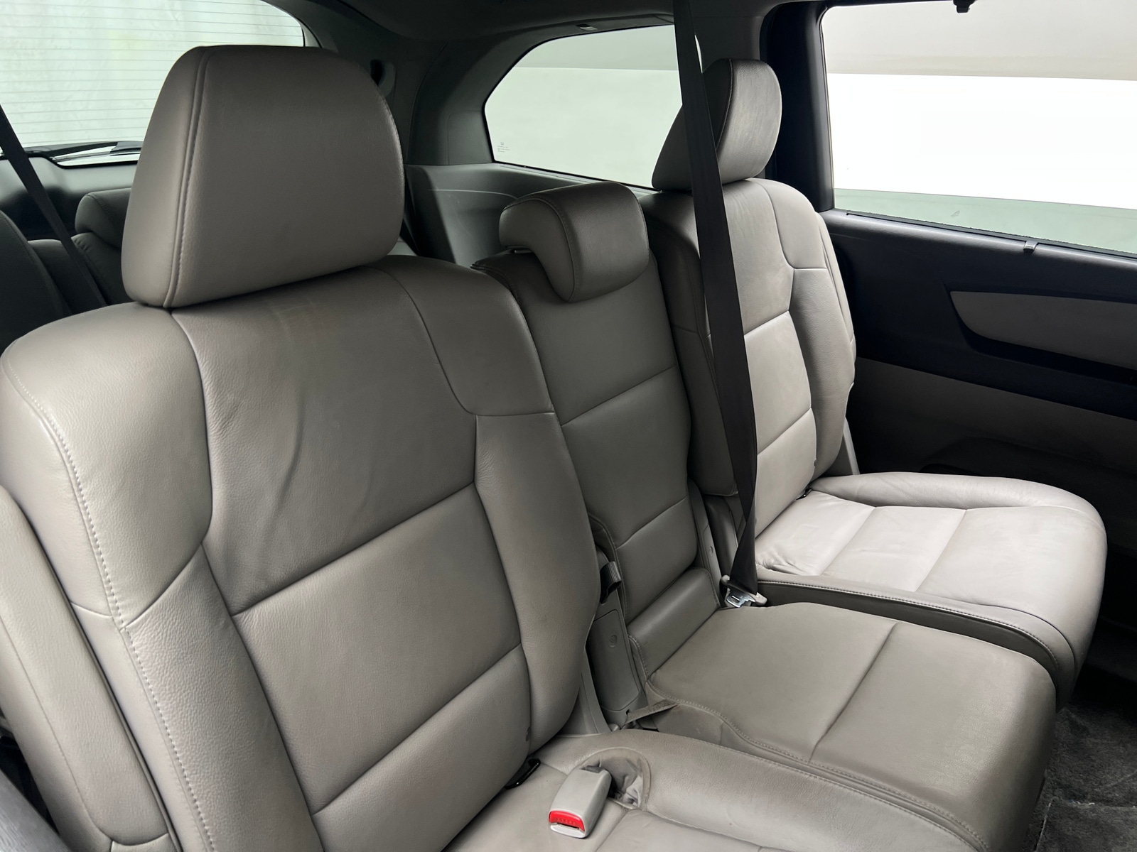 Thumbnail: 2012 Honda Odyssey - 5