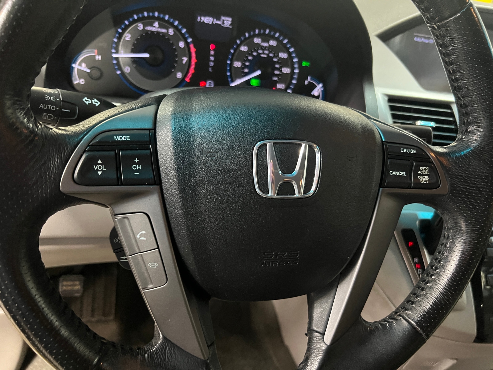 Thumbnail: 2012 Honda Odyssey - 4