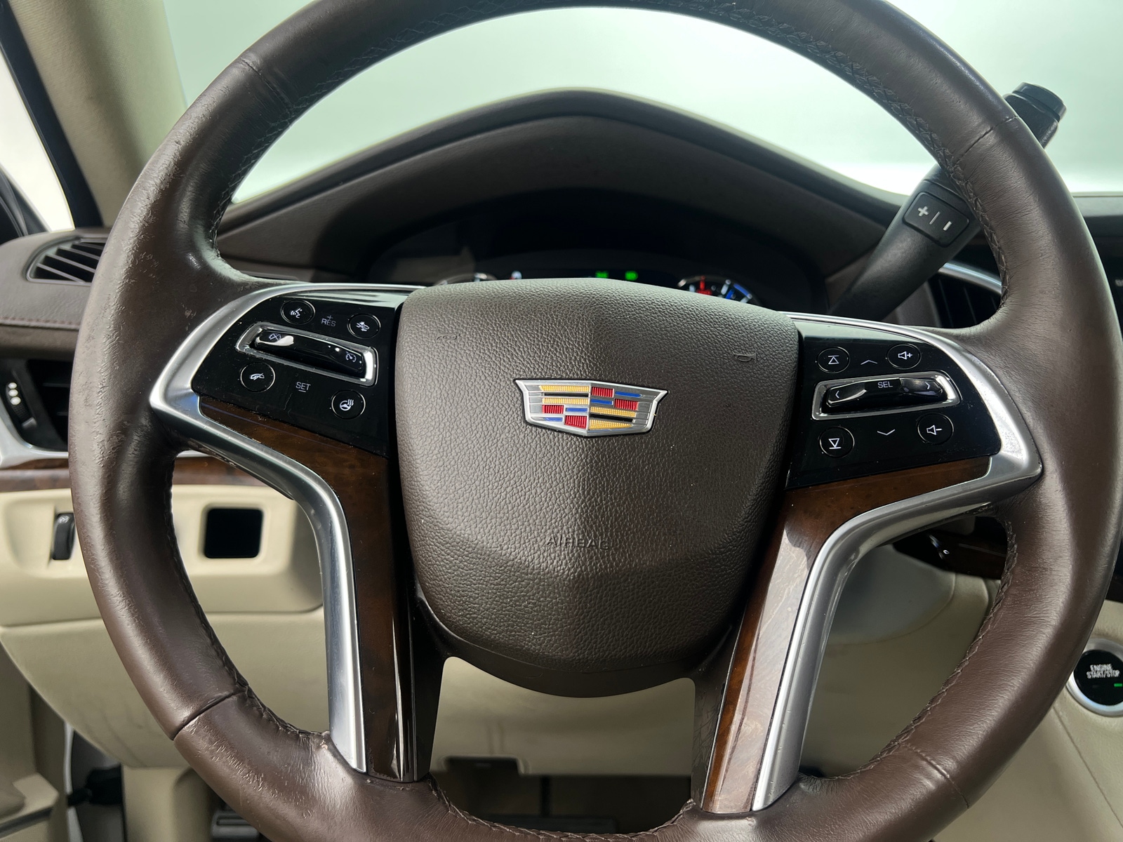 Thumbnail: 2017 Cadillac Escalade - 4
