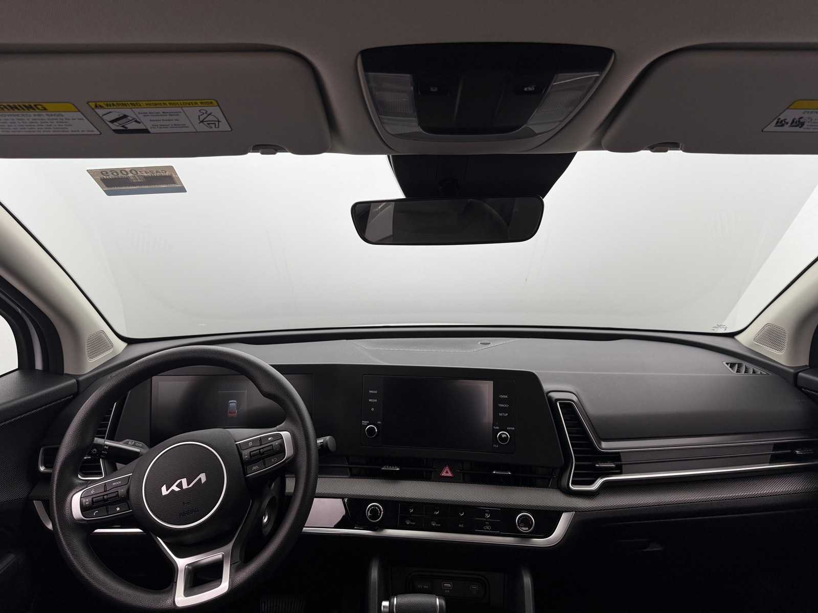Thumbnail: 2025 Kia Sportage - 3