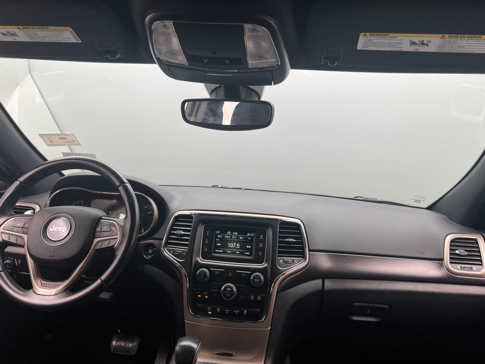 Thumbnail: 2017 Jeep Grand Cherokee - 3