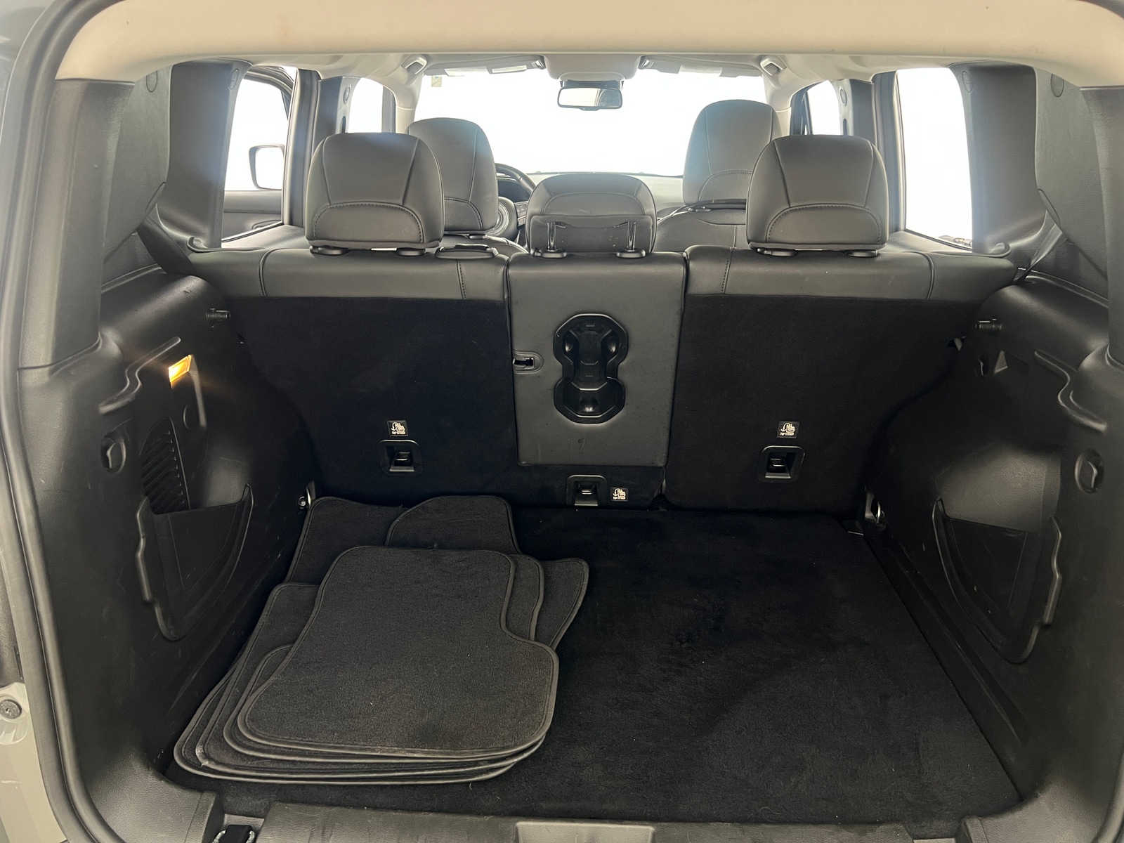 Thumbnail: 2021 Jeep Renegade - 7