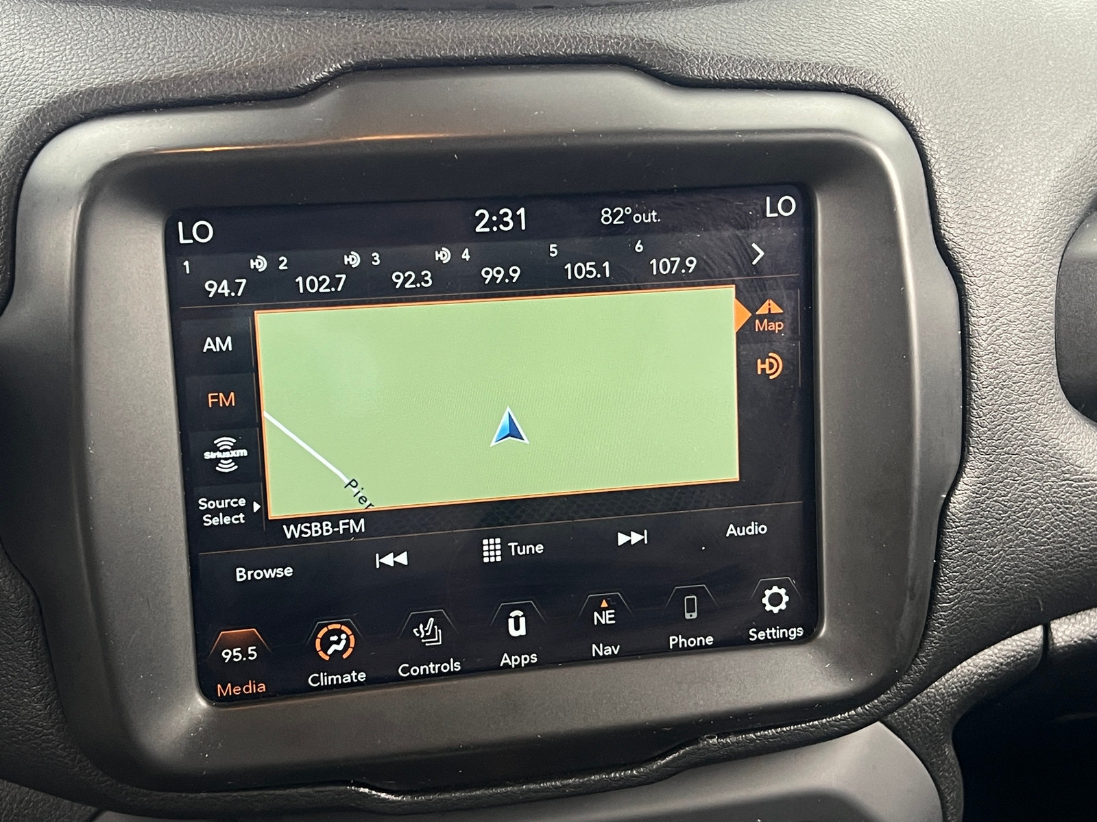 Thumbnail: 2021 Jeep Renegade - 4
