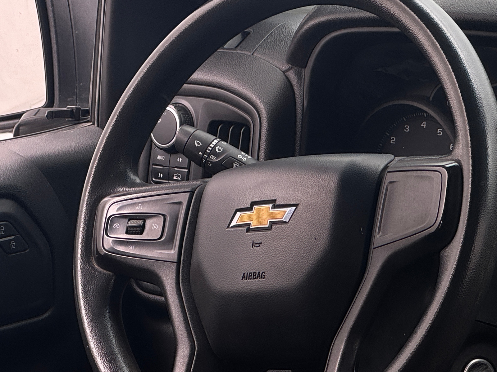 Thumbnail: 2021 Chevrolet Silverado 1500 - 5