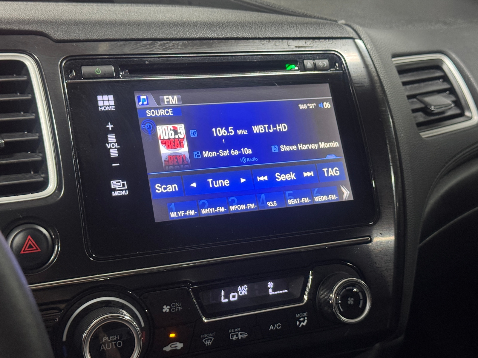 Thumbnail: 2015 Honda Civic - 3