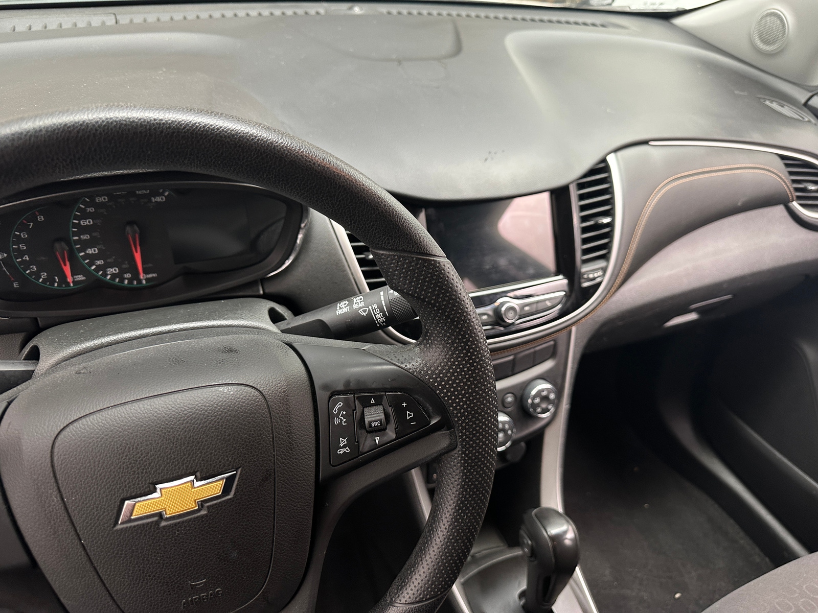 Thumbnail: 2018 Chevrolet Trax - 3