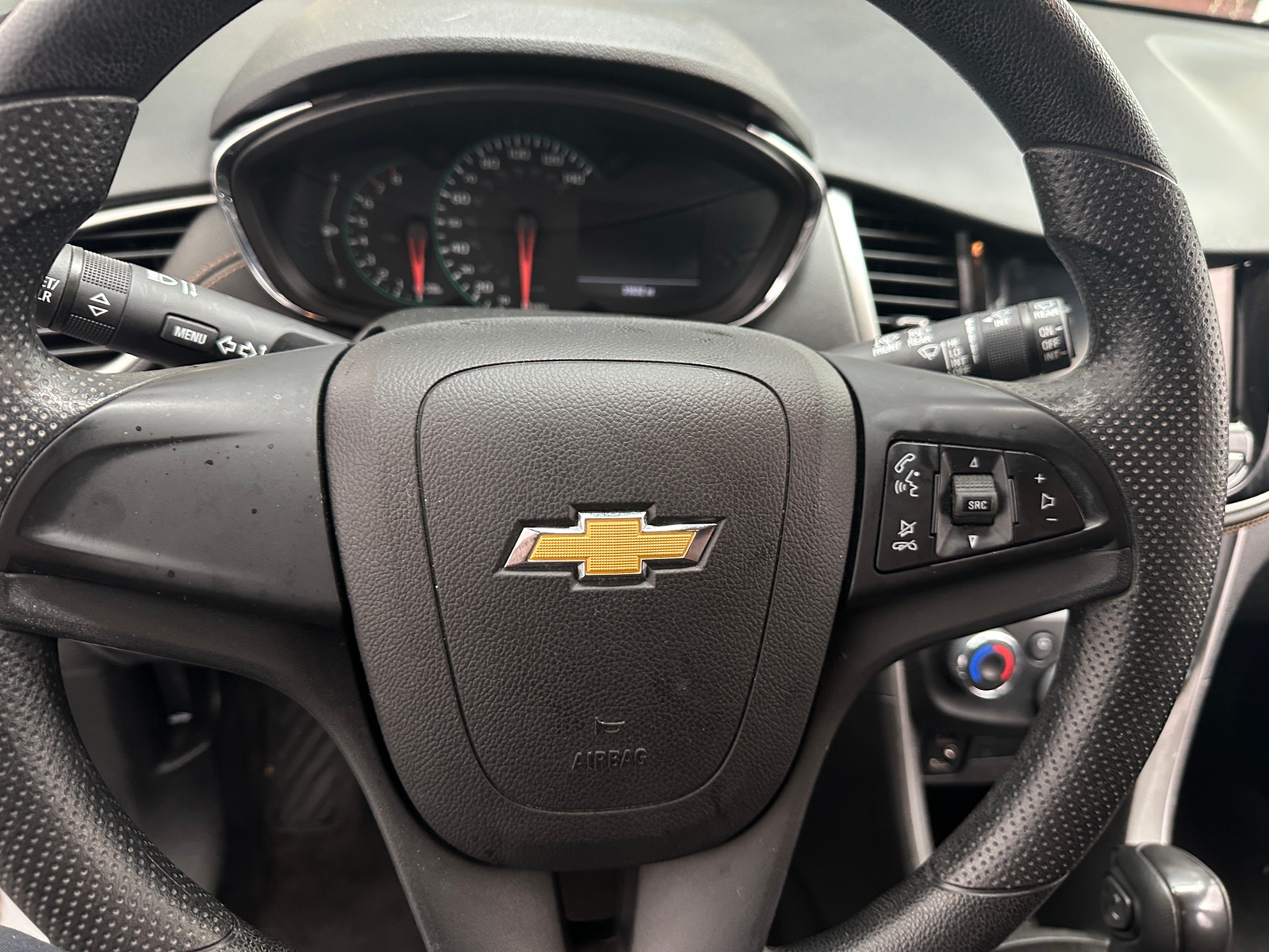 Thumbnail: 2018 Chevrolet Trax - 5