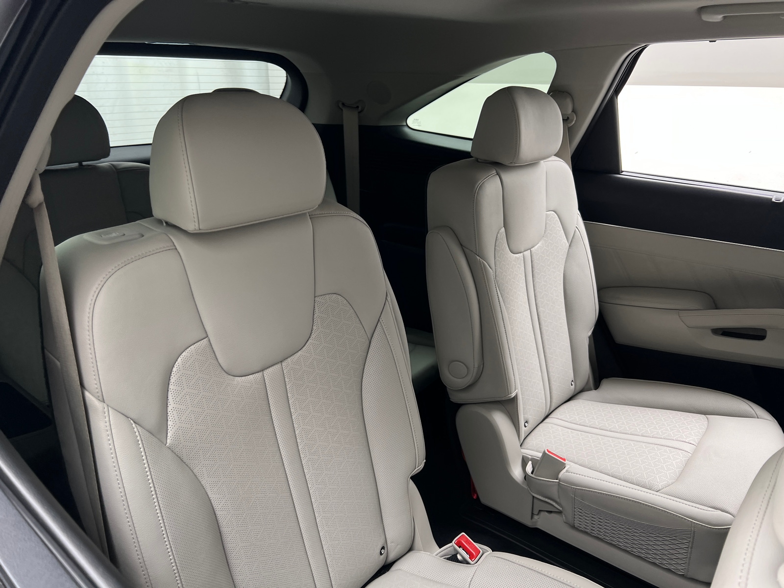 Thumbnail: 2024 Kia Sorento - 5